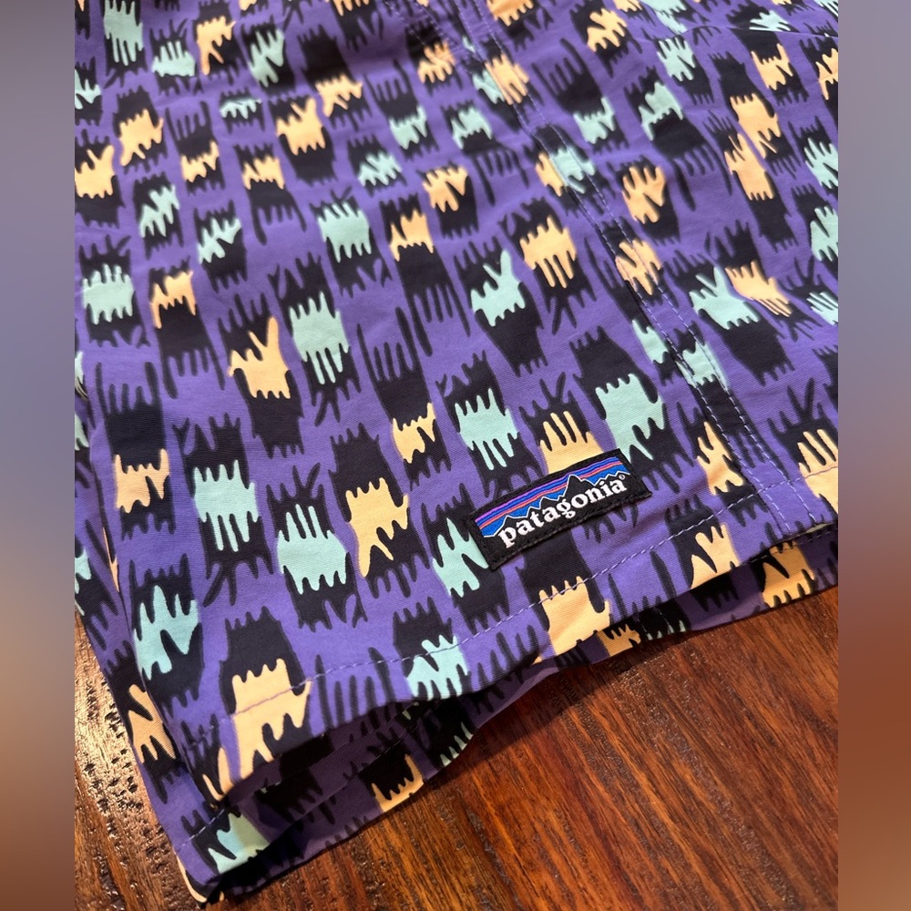 NWT! Patagonia Women's 5” Baggies Shorts Intrtwnd Hnds/Perennial Purple 🌺🛍️ - Picture 3 of 8